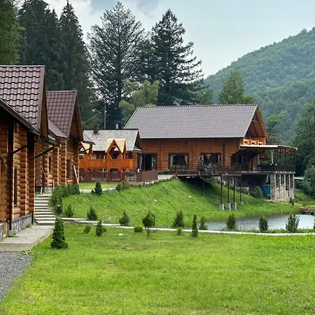 Апартаменти котеджне містечко Kvasovets *